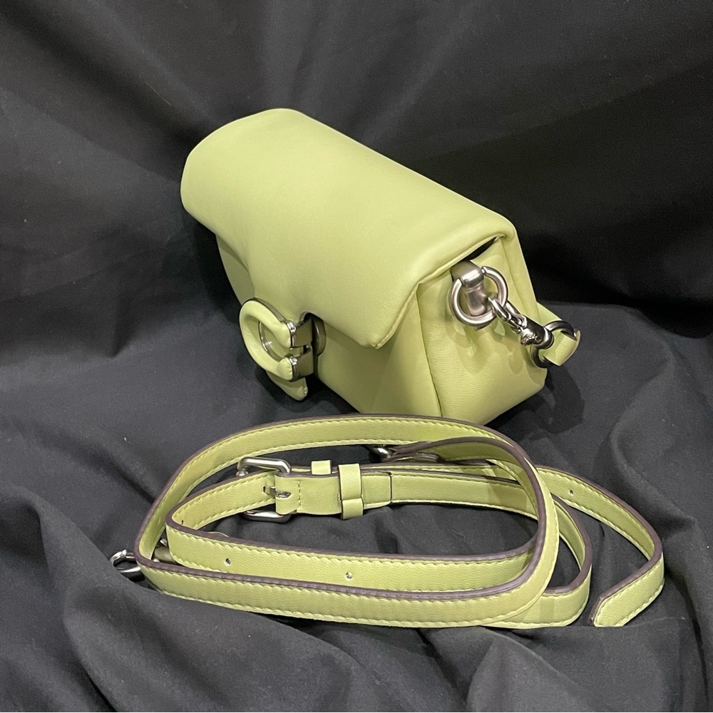 Gucci Women's Green Bag - Picture 5 of 8